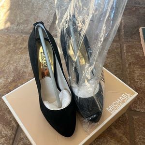 NWT Suede Michael Kors Heels